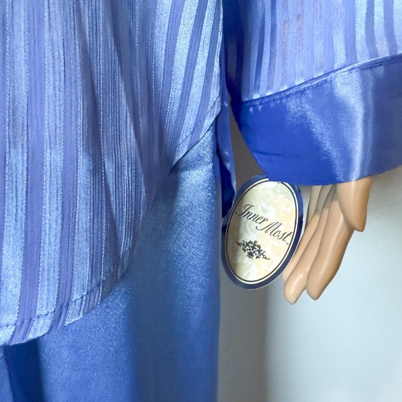 INNER MOST Two Piece Nightwear (Size Medium) - Picture 6 of 15